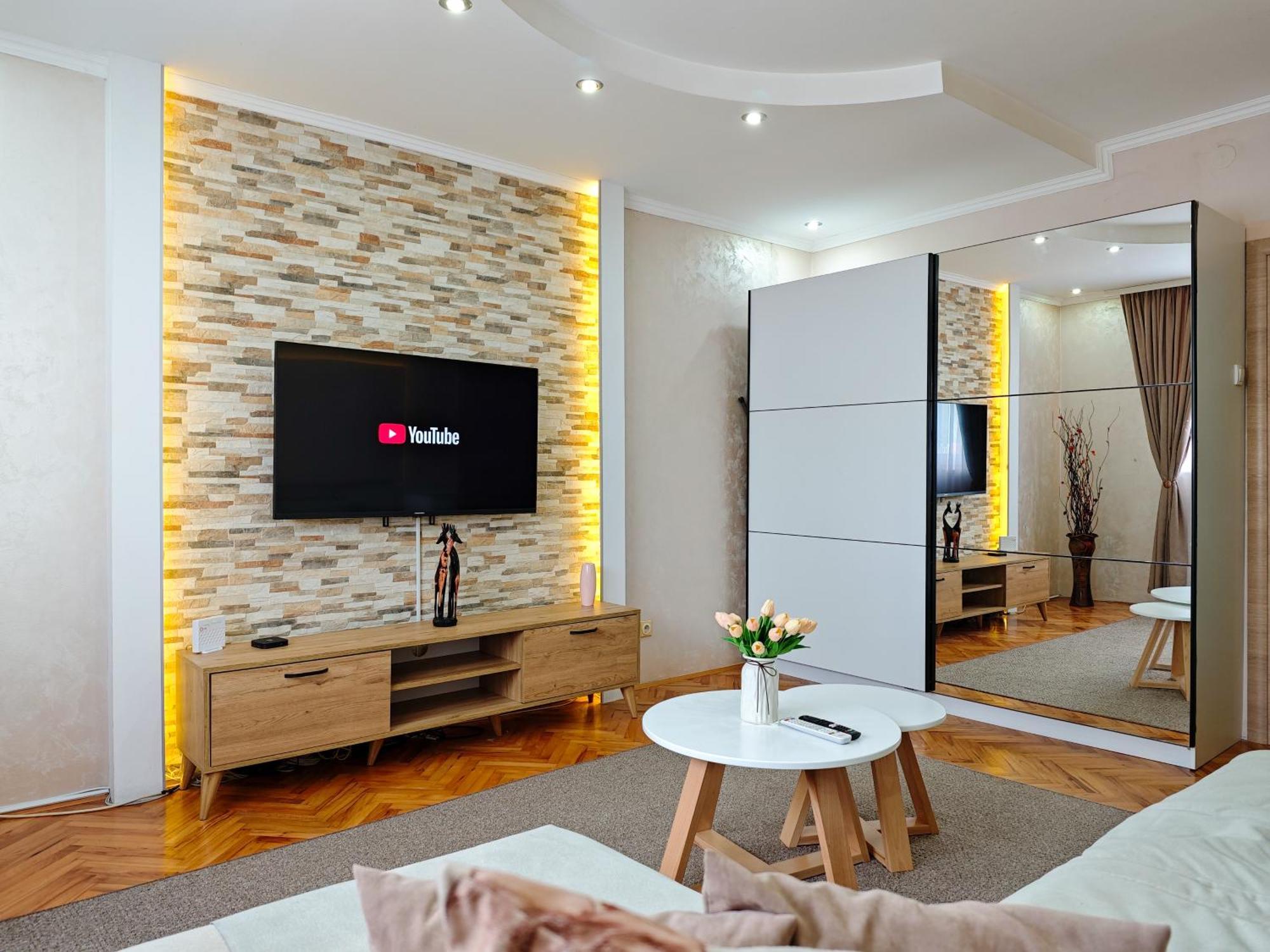 Apartman Julija Donji Milanovac Dış mekan fotoğraf