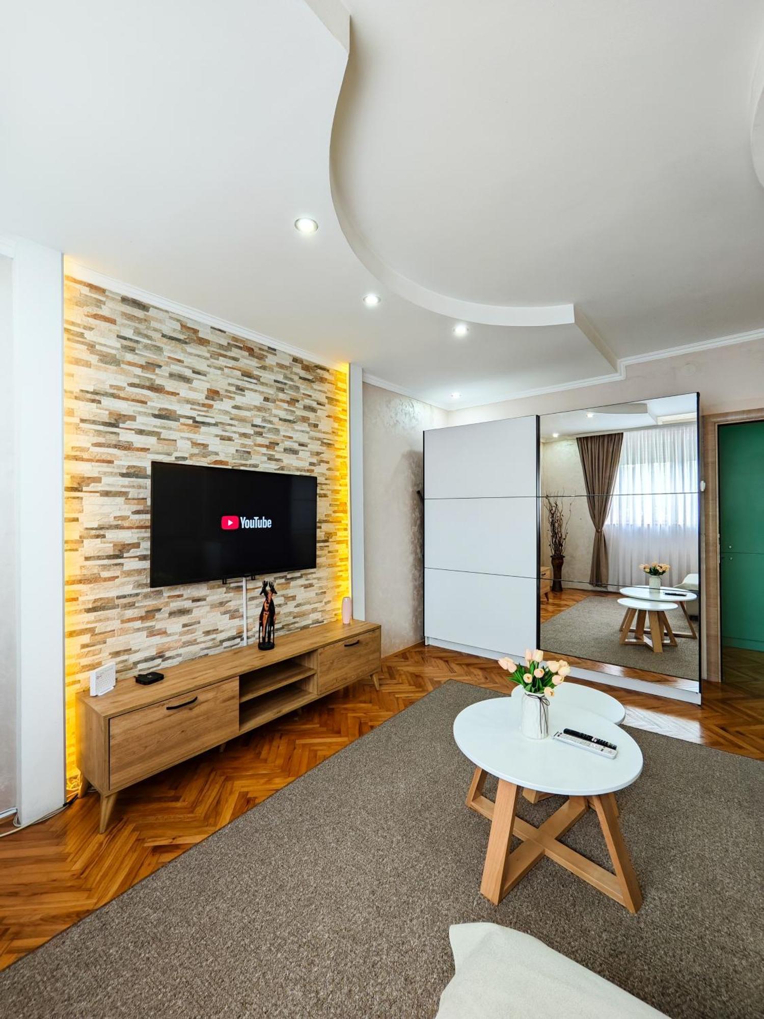 Apartman Julija Donji Milanovac Dış mekan fotoğraf
